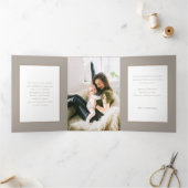 Imitate Gold Abstrakte Swaps auf Taupe Foto Dreifach Gefaltete Urlaubskarte (Innenseite)