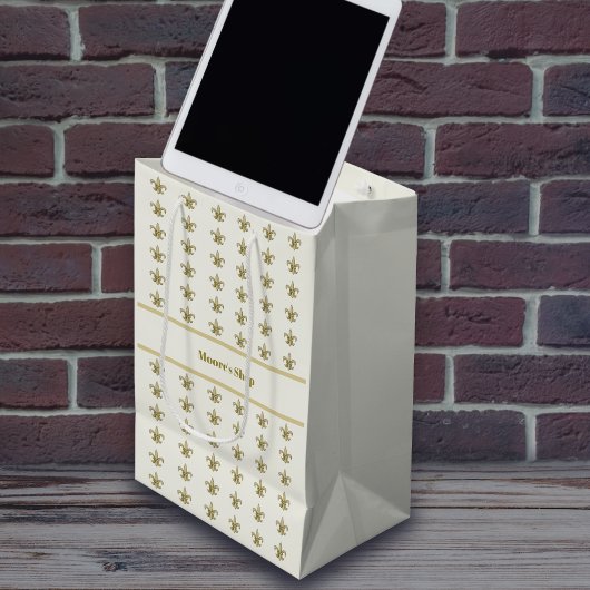 Imitate Gold FleurDeLis auf Elfenbein Mittlere Geschenktüte