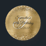 Imitate Gold Glitzer und Foil 40. Geburtstag Pappteller<br><div class="desc">Schaffen Sie sich Ihre eigenen Geburtstagsfeier-Teller für ihr besonderes Meilenstein. Sie können das Monogramm behalten oder löschen. Sie können die extravaganten Schriftzeichen-Stile anpassen. Imitate funkelnd vergoldeten Glitzer gegen ein koordinierendes Imitat glänzend gebürstete Metallfolienbild. Das ganze funkelnde und goldene Glanz dieses modernen,  mädchenhaften Designs ist digitale Grafik.</div>