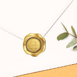 Imitate Gold Wax Monogram Wedding Runder Aufkleber<br><div class="desc">Lush Imitats Gold Wachs Siegel mit Familienmonogramm.</div>
