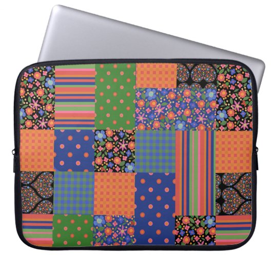 Imitate im Folklostik Patchwork Laptop Sleeve (Vorderseite)