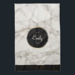 Imitate Marble Alabaster Taupe Tan Monongram Geschirrtuch<br><div class="desc">Ein Küchentuch mit eleganten IMITATEN Marmor Alabaster-Hintergrund. Taupe / tan und Creme Farben verschmelzen,  schaffen interessante Muster für einen klassischen modernen Look. Eine schwarz-goldgelbe Marmorgrenze am Boden. Die Mitte des Handtuches hat einen schwarzen und goldenen Kreis mit einem goldenen Farbverlauf mit Ihrem Namen und anfänglich personalisierten innen.</div>