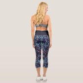 Imitate Metallisches Silber Grau Pink Foliage Dunk Capri Leggings (Rückseite)