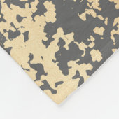 Imitate mit goldfarbenen und grauen Pinselstrichen Fleecedecke (Ecke)