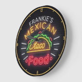 Imitate Neon Mexican Food Taco Personalisiert Dine Große Wanduhr (Winkel)