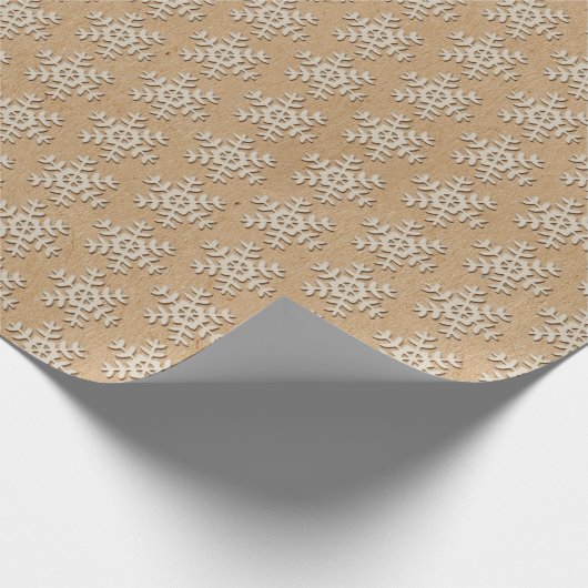 Imitate Schneeflocke auf braunem Kraft-Look Geschenkpapier (Ecke)