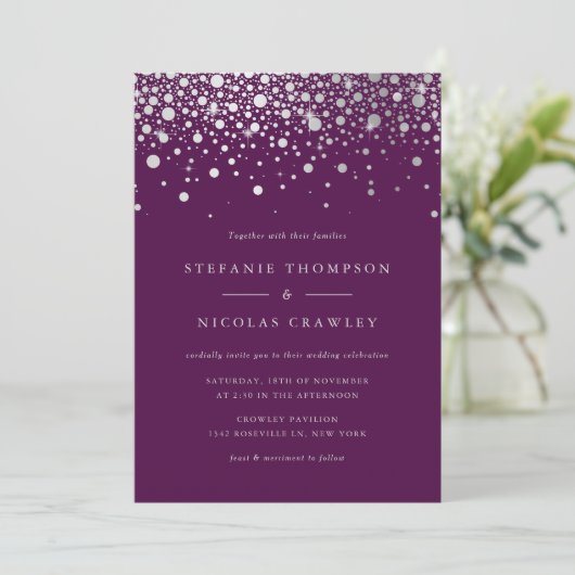 Imitate Silver Foil Confetti Dots Lila Hochzeit Einladung (Stehend Vorderseite)