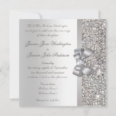 Imitate Silver Sequins Bow Wedding Hearts Typograf Einladung (Rückseite)