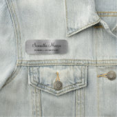 Imitate Silvery Gray Foil Namensschild (Beispiel)