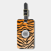 Imitate Tiger Print Monogram Gepäckanhänger (Vorderseite vertikal)