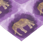 Imitatgoldstammes- Elefant lila Brushstroke Tischdecke (Schrägansicht)