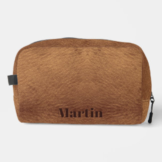 Imitats Brown Leather Dopp Kit mit einprägtem Text Waschbeutel