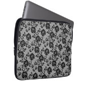 Imitats Fishnet Black Lace Laptop Sleeve (Vorne Rechts)