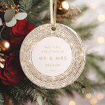 Imitats Glitzer Gold Circles 1. Weihnachtsmeilenst Keramik Ornament<br><div class="desc">Eine minimalistische Typografie und ein auffallendes goldenes Glitzer-Design,  perfekt für einen eleganten und modernen Weihnachtsschmuck,  um einen Familienmeilenstein zu feiern.</div>