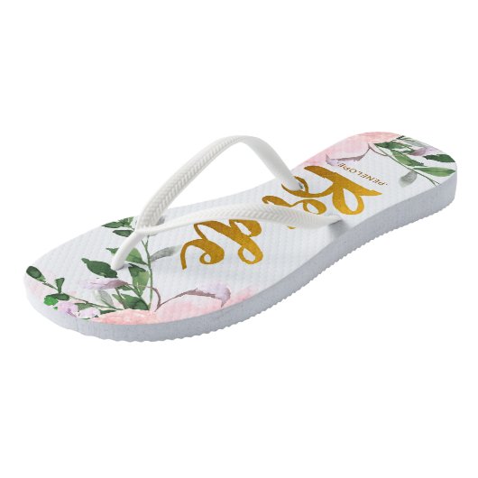 Imitats Gold Bridge Script Chic Floral mit Name Badesandalen (Schrägansicht)