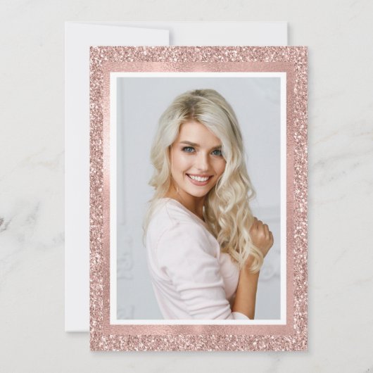 Imitats Rose Gold Glitzer | Foto der Graduierungsp Einladung (Rückseite)