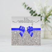 Imitats Silver Sequins Royal Blue Bow Wedding Einladung (Stehend Vorderseite)