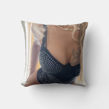 IMLA 4 Men Pillow mit Blonde