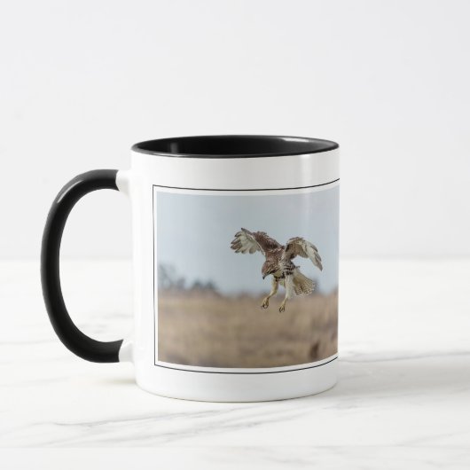 Immature Red Tail Hawk Hovering Tasse (Links)