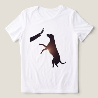 „Immer bei dir – Die Verbindung zwischen Hund und Tri-Blend Shirt