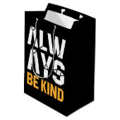 Immer Kind 2 Mittlere Geschenktüte (Rückseite Schrägansicht)