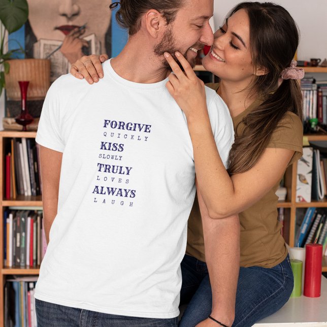 Immer lachen Tri-Blend shirt (Von Creator hochgeladen)