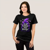 Immer noch brennend, immer noch schön – Resilienz- Tri-Blend Shirt (Vorderseite voll)