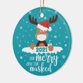 Immer noch lustig maskierte Rentiere 2021 Keramik Ornament (Links)
