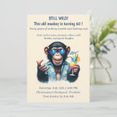 Immer noch wilder alter Affe wird 60 Lustiger Gebu Einladung (Stehend Vorderseite)
