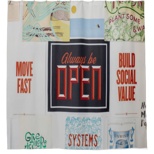 Immer offen, Motivierend inspirierend. Duschvorhang (Vorderseite)