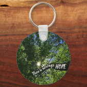 Immer Sonnenlicht durch Bäume inspirieren. Schlüsselanhänger (Vorderseite)