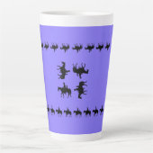 Immergrün - Silhouetten auf Pferderücken Milchtasse (Vorderseite)