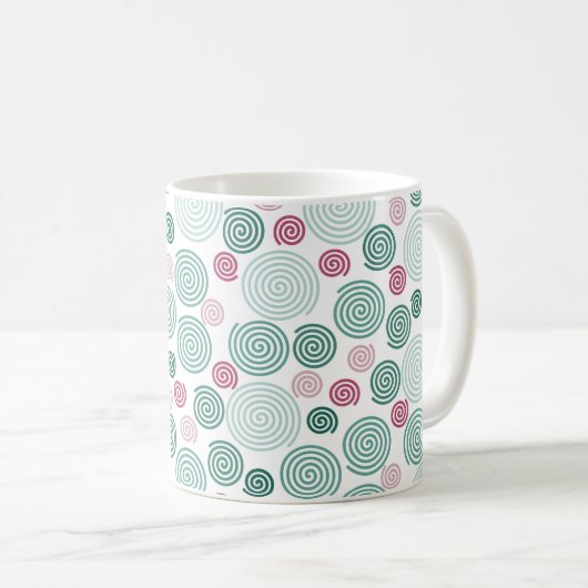 Immergrüne Spirale (Muster) Kaffeetasse (VorderseiteRechts)
