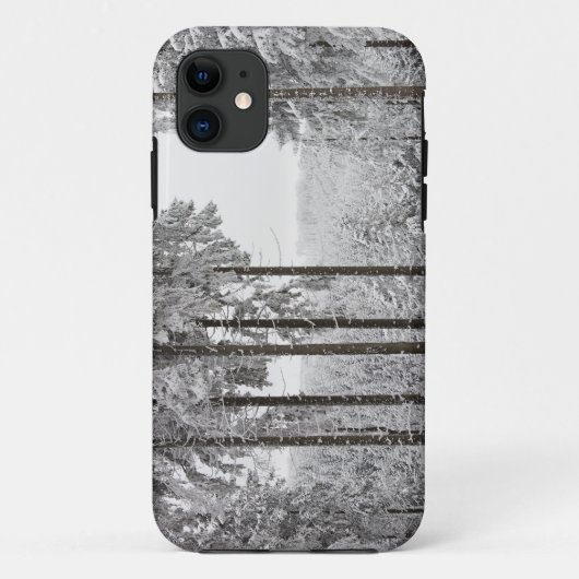 Immergrüner Wald im Winter Case-Mate iPhone Hülle (Rückseite)