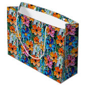 Impasto Style Blume in einem farbenfrohen Muster Große Geschenktüte (Rückseite Schrägansicht)