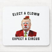 Impeach AntiTrump wählen einen Clown erwarten eine Mousepad (Vorne)