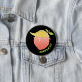 Impeach Trump Peach Button (Beispiel)