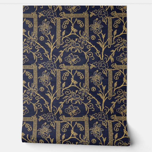 Imperial Gilded Lily: 19th-Century Chinoiserie Sil Tapete (Abrollen)