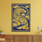 Imperial Tiger – Gold & Blue Canvas Print Leinwanddruck (Insitu (Wohnzimmer))