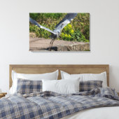 Imposanter Graureiher hebt Leinwanddruck (Insitu (Schlafzimmer))