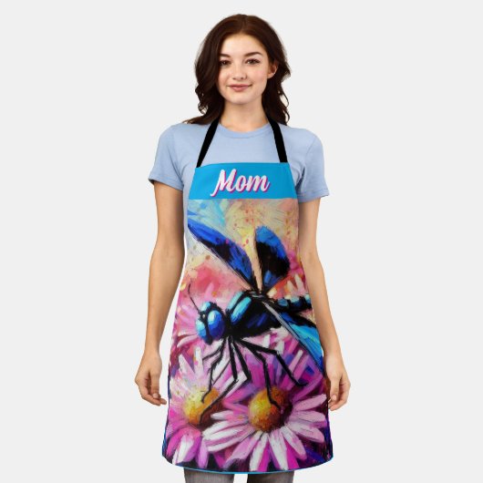 Impressionistische Dragonfly On Pink Daisis Floral Schürze (Getragen)