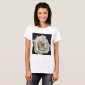 Impressionistische Rose Abgeschieden auf schwarz T-Shirt (Vorne ganz)