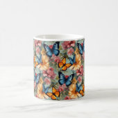 Impressionistische Schmetterlinge und Blume Kaffeetasse (Mittel)