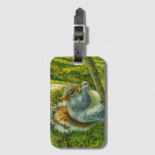 Impressionistisches Eichhörnchen in Forest Foliage Gepäckanhänger (Vorderseite Vertikal)