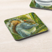 Impressionistisches Eichhörnchen in Forest Foliage Getränkeuntersetzer (Linke Seite)