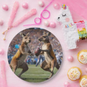 "In Aktion: Kangaroos spielt Aussie-Regeln Pappteller (Party)