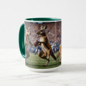 "In Aktion: Kangaroos spielt Aussie-Regeln Tasse (Vorderseite Links)