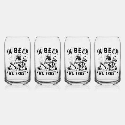 In Bier we trust chiling skeleton Beer Pong Dosenglas (Vorderseite)