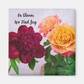 In Bloom finden wir Freude Peony und Rose Magnet (Vorne)