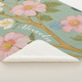 In Blossom: Pastelzweig mit rosa Blume Sherpadecke (3/4)